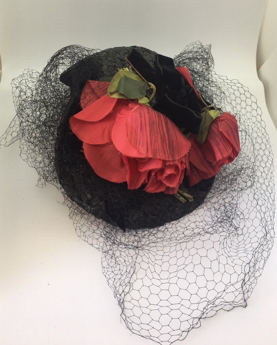 1940's Vintage Hat with Veil and Red Flowers - image 3