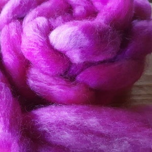 Hand-dyed falkland wool Roving for spinning or felting