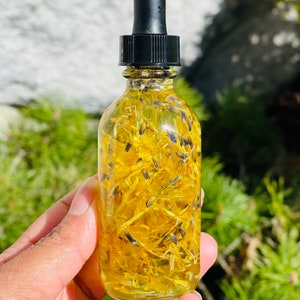 Sweet Vanilla Irish Sea Moss Body Oil, Vegan Moisturizer, All Over Body, Calendula Soothing Oil, Hair Oil , Natural Skincare, Wholesale