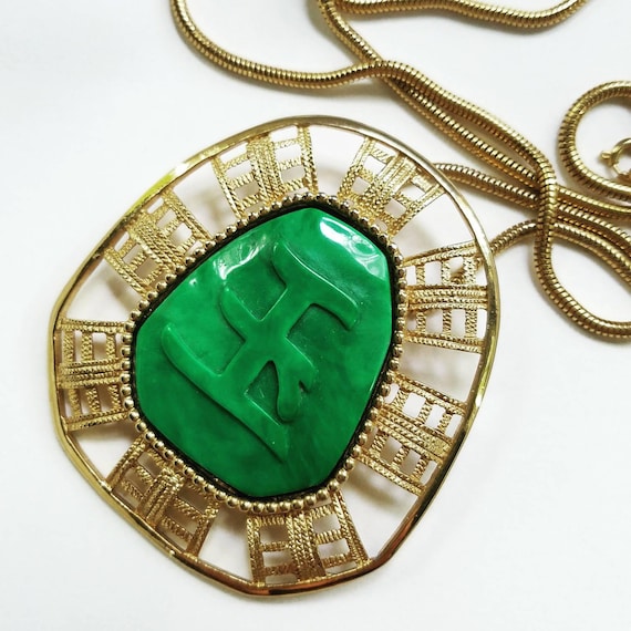 Asian Inspired Vintage Pendant/Pin - image 1
