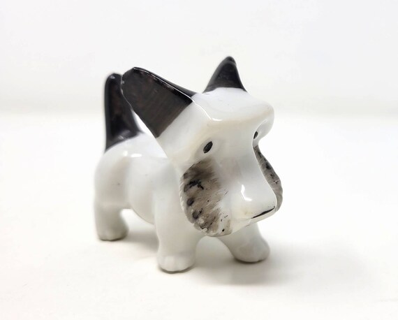 Stylized Vintage Made in Japan Scotty Dog