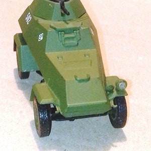 装甲車の伝説 - BA-64、1942-1946年。ソ連装甲車。ヴィンテージ。コレクターズカーモデル1/43 子供用車。オールドカー。DeAGOSTINI