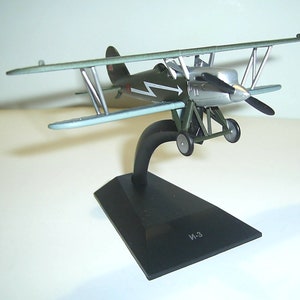 I-3, aircraft model 1/85. Fighter. USSR 1928-1931. Vintage Airplane. Mini plane. Plane model Aircraft. DeAGOSTINI