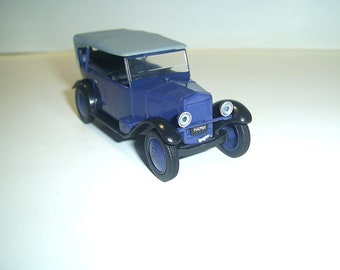 NAMI-1. Vintage. Collectible car model 1/43 Children&#39;s car. Rare. Mini car. Old car