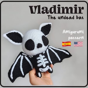 Vladimir, The Undead Bat. Amigurumi pattern ESP/ENG (Digital Pattern)