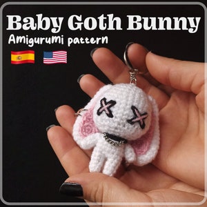 AMIGURUMI PATTERN, Baby Goth Bunny, Bunny Keychain crochet pattern | Spanish & English Instructions (Digital pattern, PDF).
