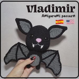Vladimir, the bat. Amigurumi Pattern. ESP/ENG (Digital Pattern)