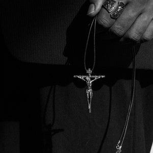 Designer Jesus cross pendant by SANDRO VERARDI in 925 silver /N047 image 3
