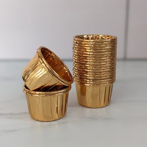 Muffin Cupcake Cases Baking Cups, Pleated Mini Gold Metallic Foil Chrome Baking Cups for Parties
