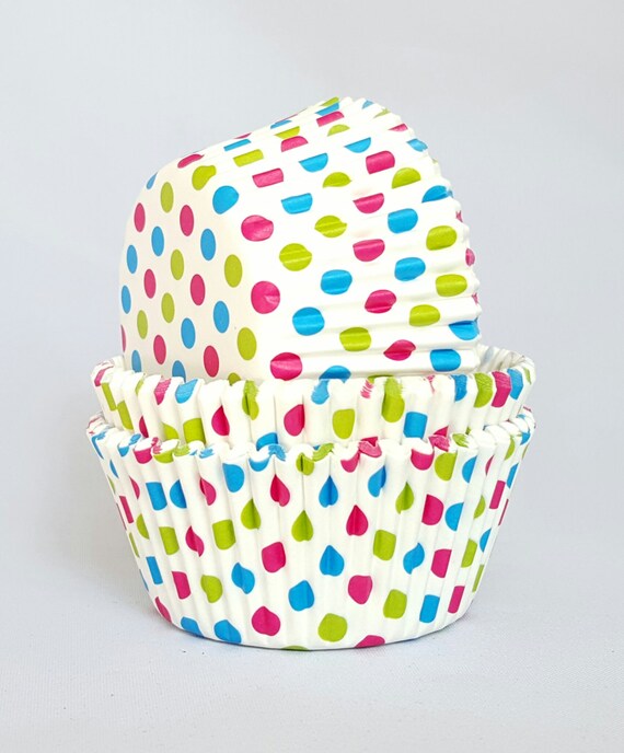 High Quality White Polkadot Standard Size Cupcake Cases High Quality White Polkadot Standard Size Cupcake Cases