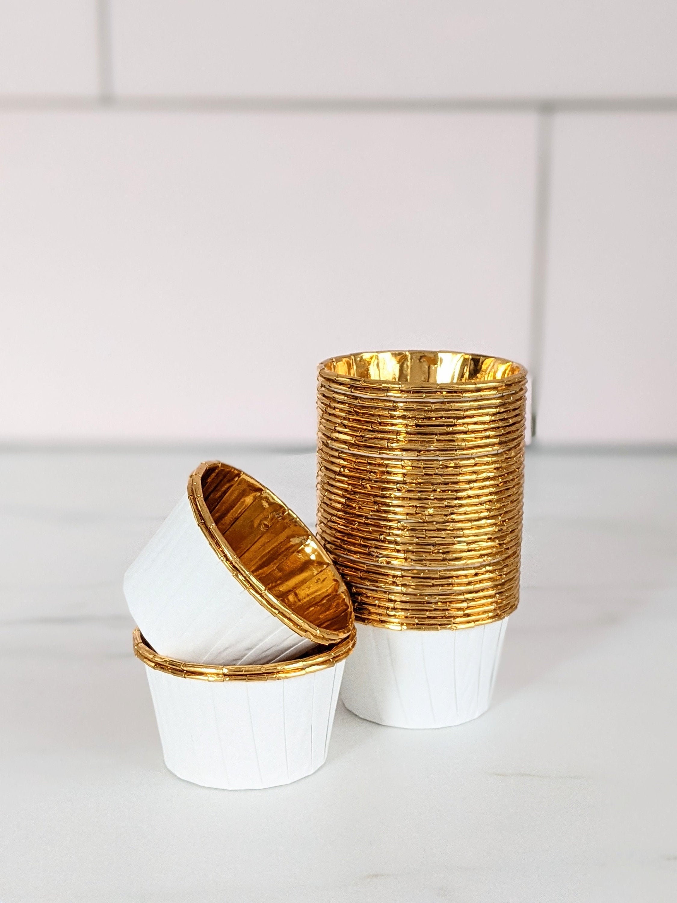 High Quality Pleated White and Gold Metallic Foil Chrome Baking Cups …