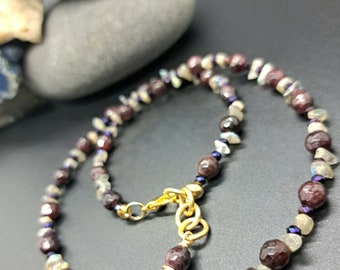 Garnet and Labradorite beaded necklace