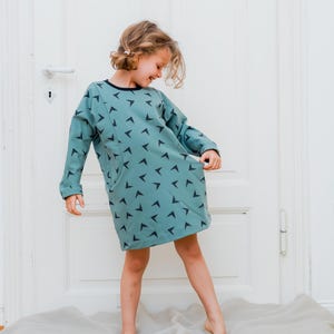 Children's dress sewing pattern with pockets, The Rainy Day dress is an oversized kids' pattern for girls from baby to 10 years. image 3