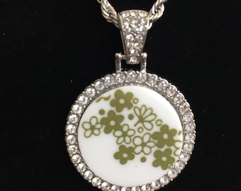 Corelle Crazy Daisy Broken Plate Necklace, Broken China Jewelry