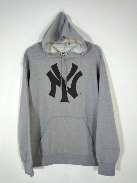 majestic yankees hoodie