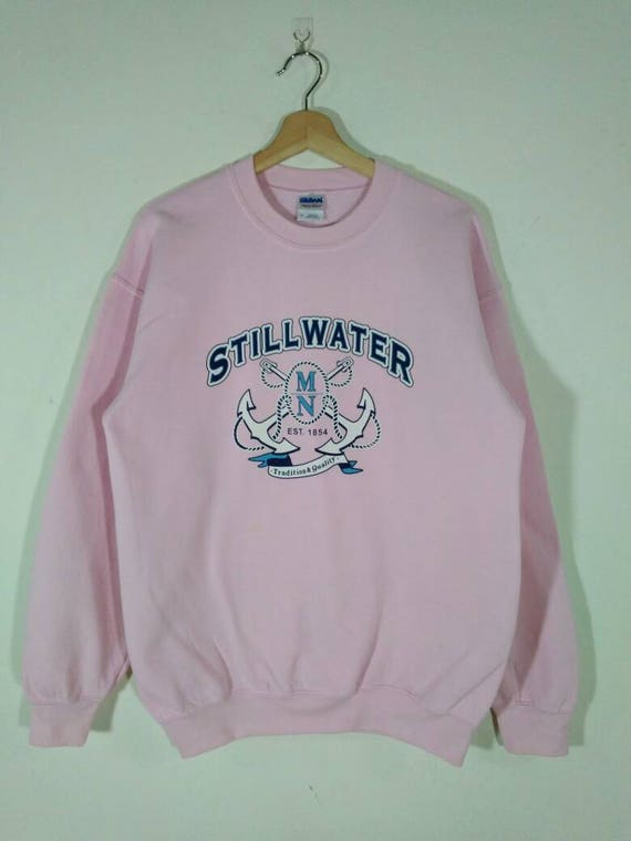 Rare!! StillWater Minnesota MN 50/50 Poly-Cotton Blend Crew neck Pink Sweatshirt | Sweater | Jumper Size M