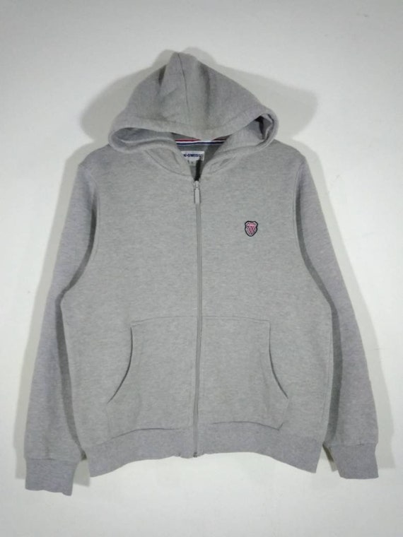 grey jumper with zip