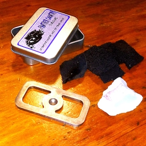 Bushcraft Flint and Steel Fire Starting Kit