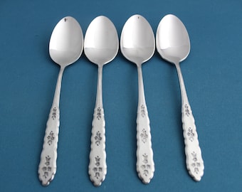 4 Teaspoons Oneida FLORAL BOUQUET Distinction Deluxe Stainless 6 1/8"