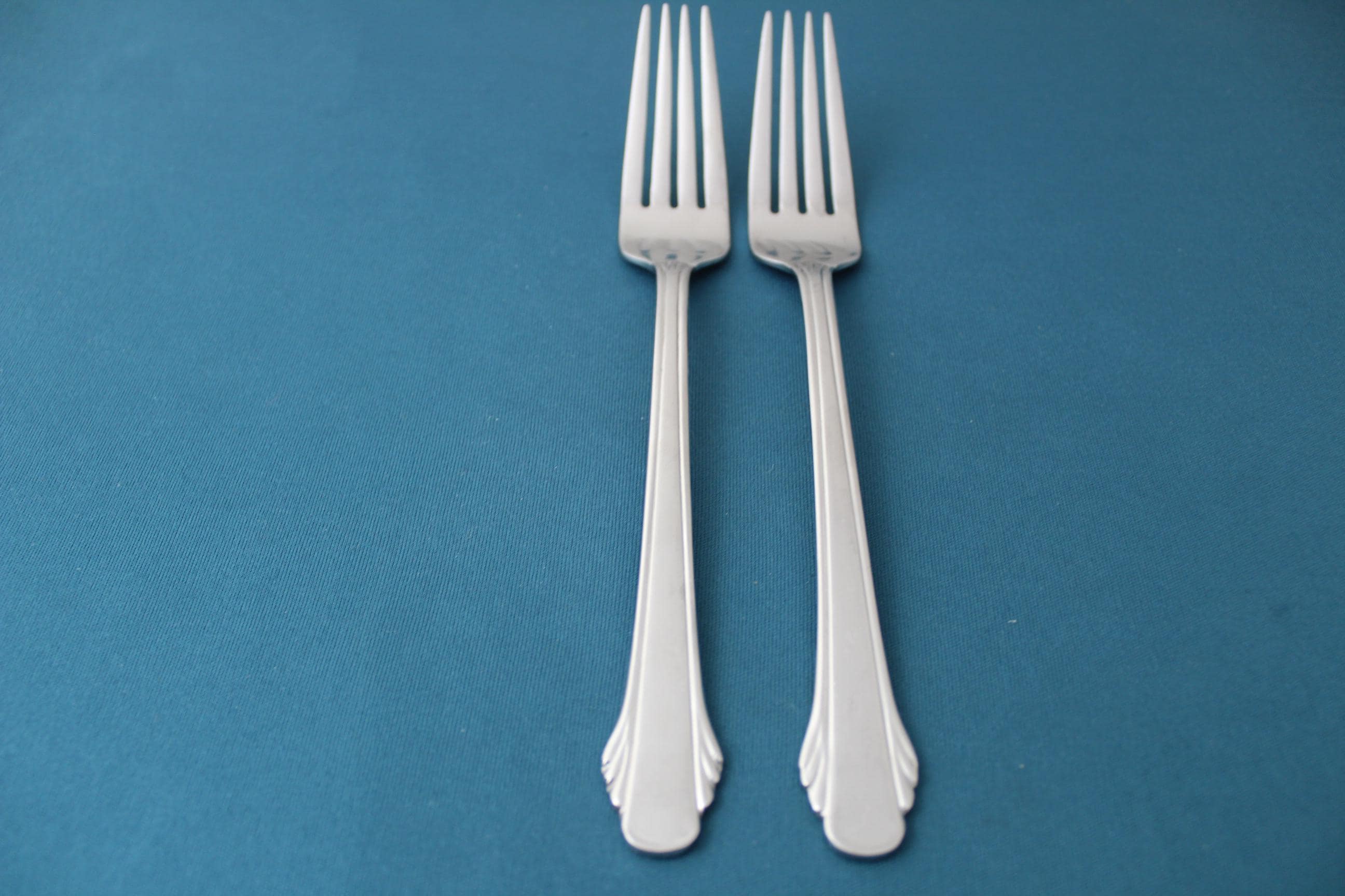 TAINLE CHINA FLATWARE ET OF 6 UNKNOWN ATIN PATTERN REPLACEMENT