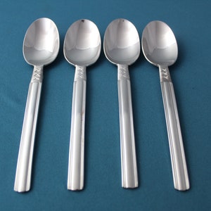 4 Teaspoons Pfaltzgraff CROSSROADS Glossy Stainless Korea 6 1/8&quot;