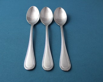 3 cucharaditas de toalla con cuentas antiguas de satén de acero inoxidable 18/8 de Alemania, 6 1/4"