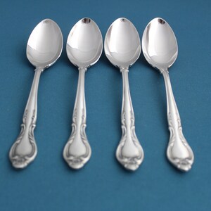 4 Teaspoons International Lyon QUEEN&#39;S FANCY 18/8 Stainless Korea 6&quot;