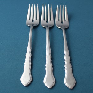 3 Salad Forks International IS Lyon AMERICANA Stainless 6 7/8&quot;