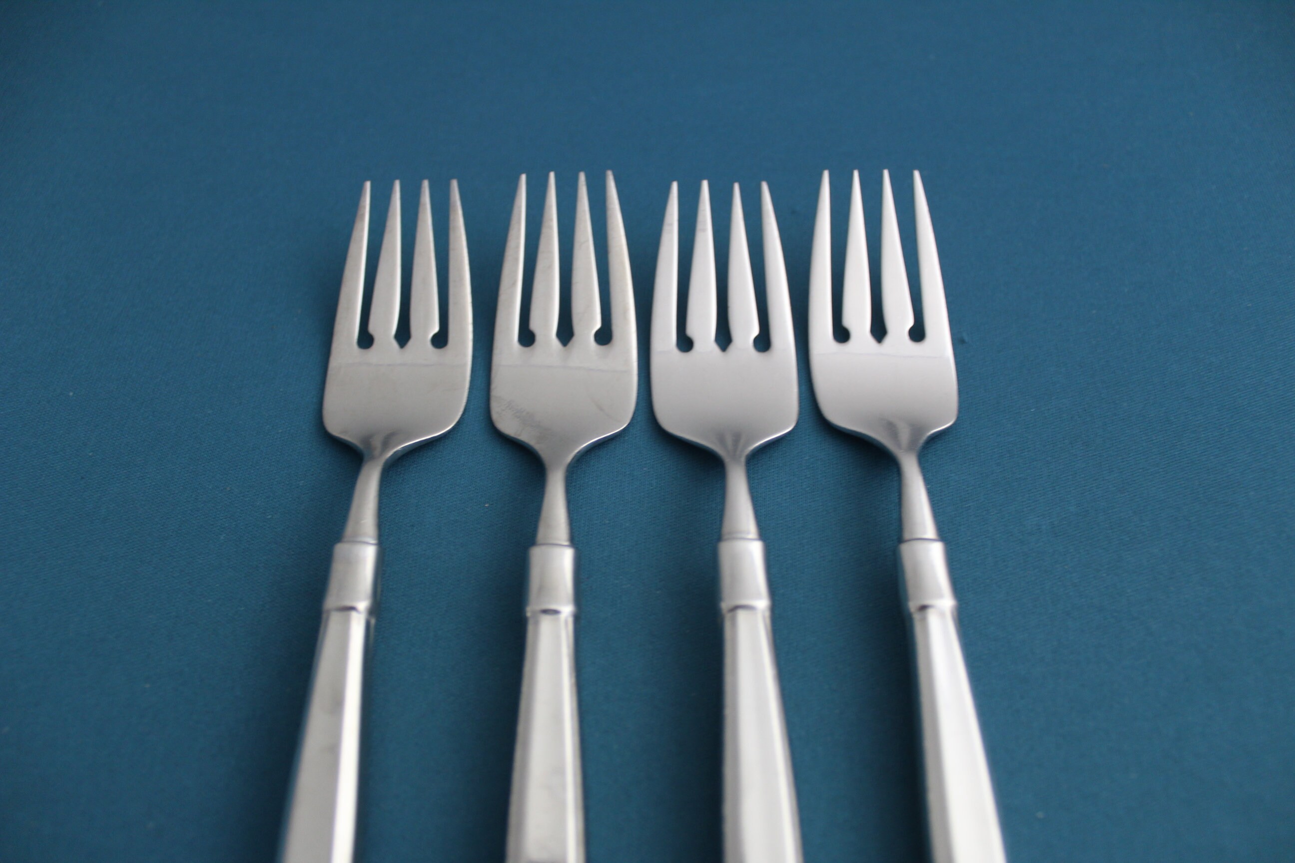 4 Salad Forks Oneida ACT 1 CUBE Glossy Stainless 7 Etsy