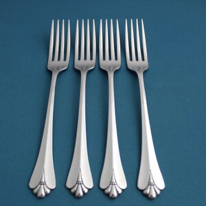 4 Dinner Forks Oneida ROYAL FLUTE Community Stainless 7 3/4"