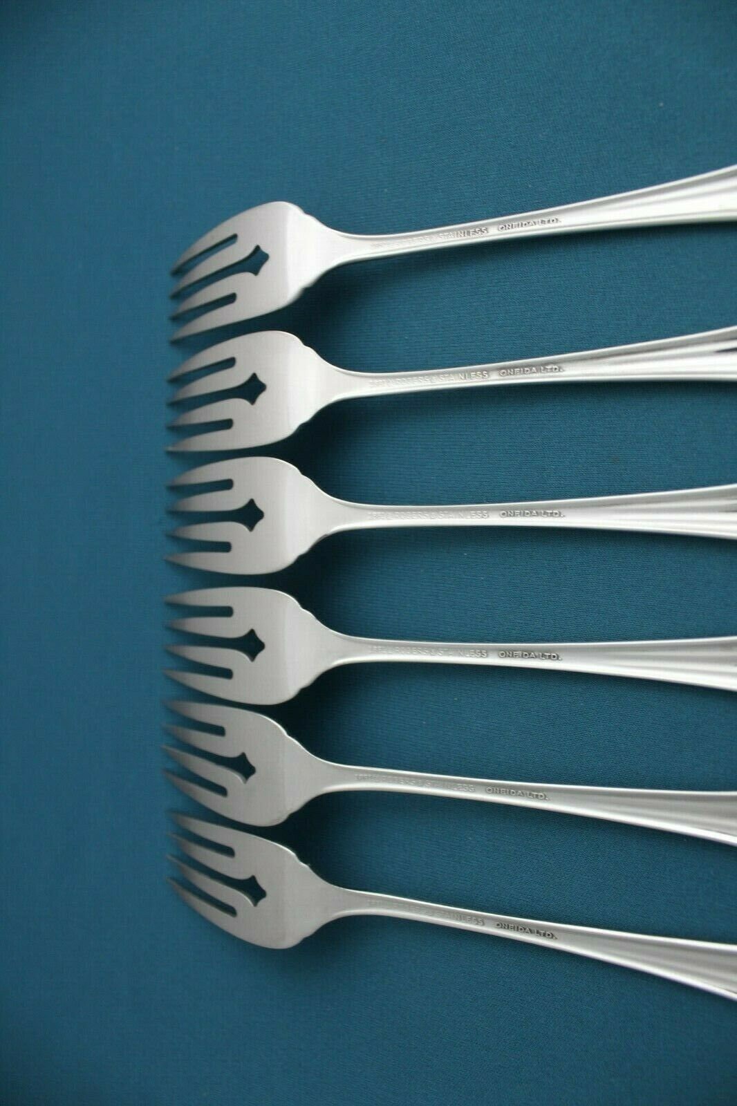 6 Salad Forks ONEIDA 1881 Rogers BITTERSWEET / REPOSE Stainless 6 3/4