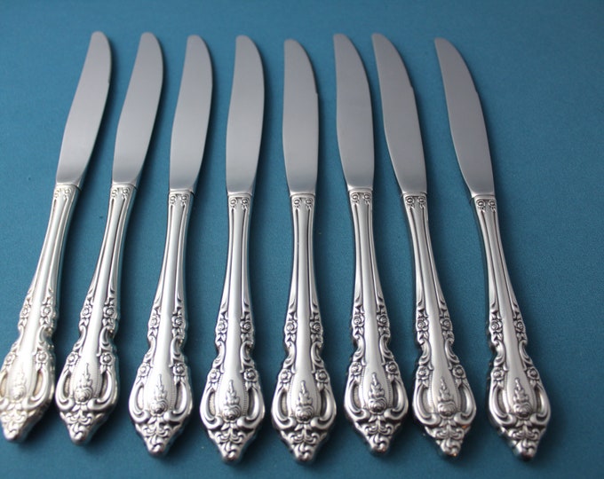 Vintage Mikasa Stainless Steel Knives in the Zena Pattern, Glossy