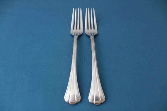 2 Dinner Forks Kirk Stieff SATIN FLUTES 1984 Korea Stainless NEW 7