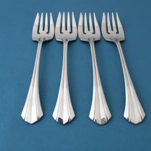 4 Salad Forks Oneida Deluxe RUSHMORE Stainless LIGHT USE 6 1/2&quot;