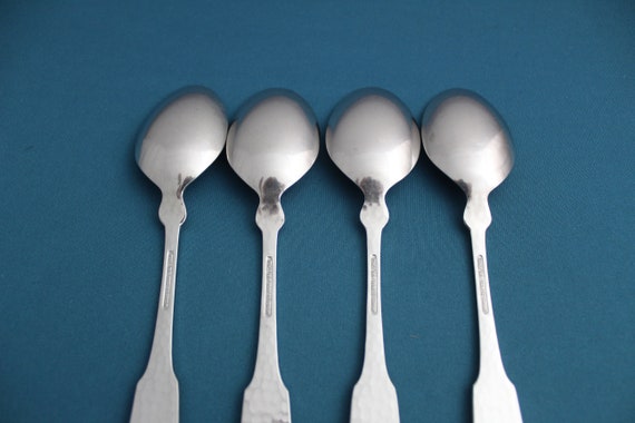 4 Place Oval Soup Spoons Towle HAMMERSMITH Satin 18/8 Stainless  display picture 1