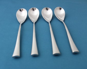 4 Teaspoons Supreme Cutlery Towle DESTINY 18/8 Stainless Japan 5 7