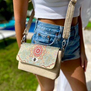 Handmade Kilim Baguette Bag – Stylish, Vegan & Versatile
