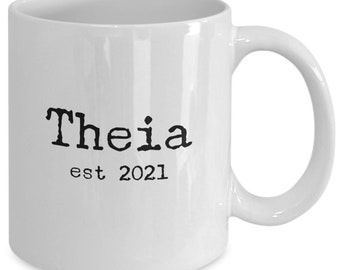 Theia est 2023 Taza Cualquier año 11oz 15oz novedad regalo tía griega taza de café taza tía taza anuncio de embarazo tazas embarazadas revelando sorpresa
