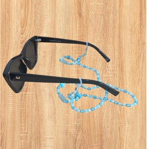 Beaded Glasses Chain (Sunglasses not included)