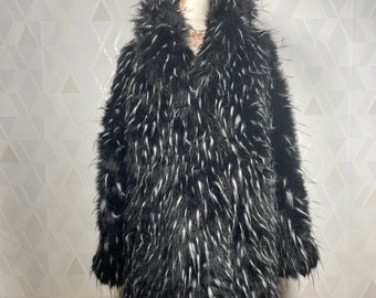 Vintage shaggy fur spectacular unique black&white faux fur 90s coat_