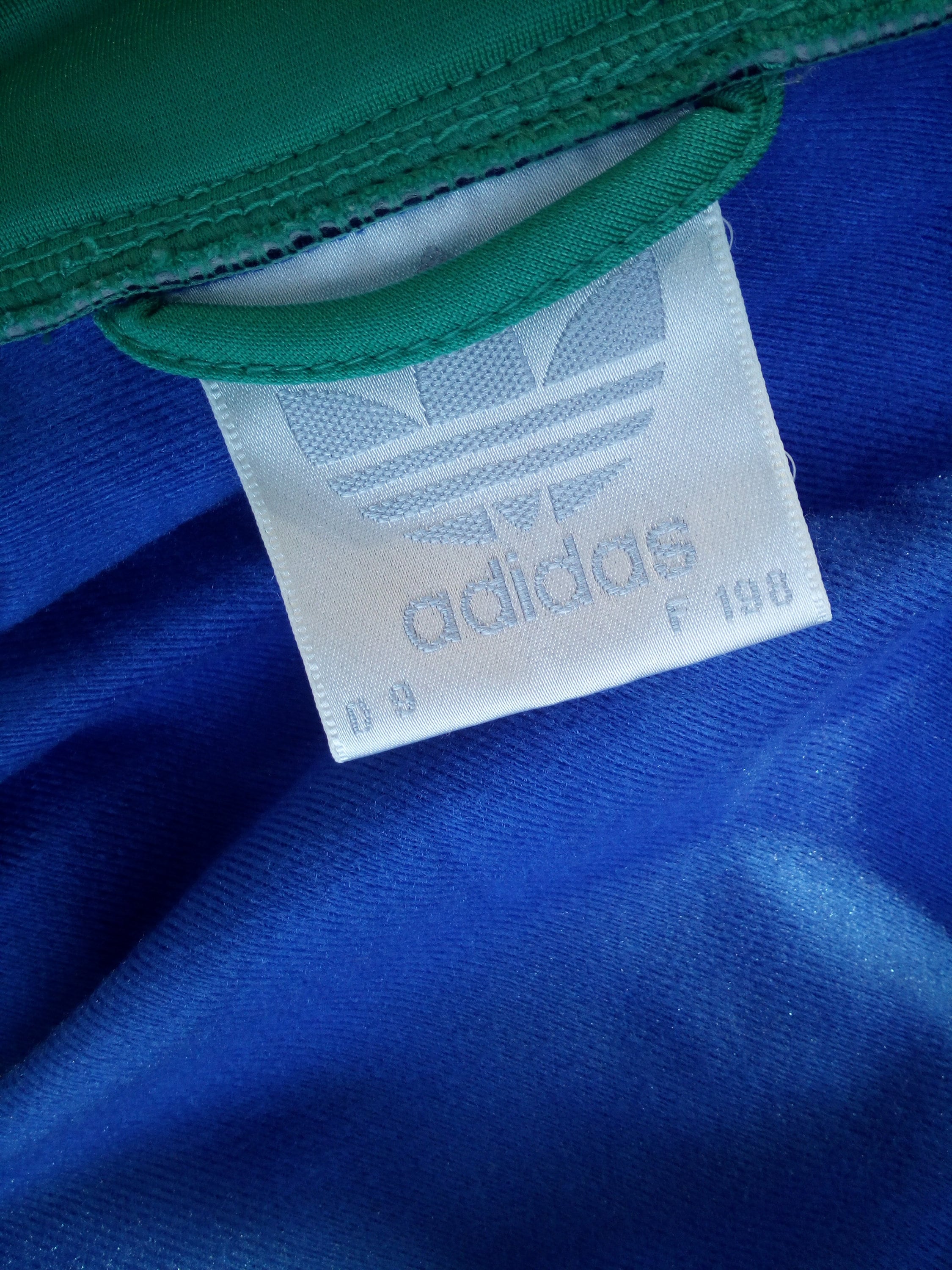 Adidas Sport D9 F198 Size 46 / 48 / XL Big Logo Treofil Jacket 