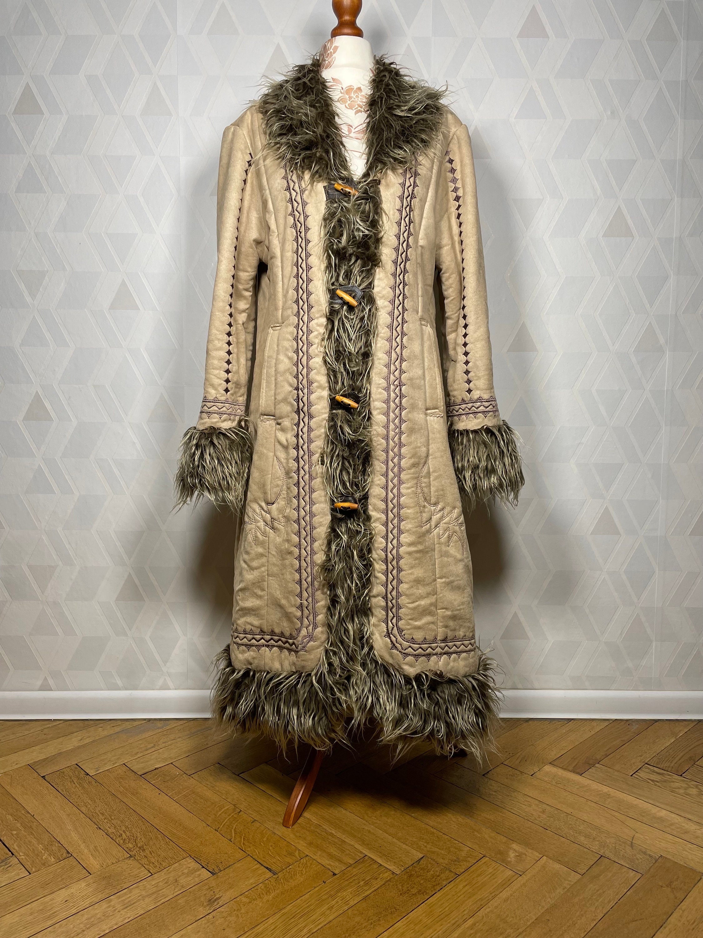 Vintage Embroidered Penny Lane Faux Fur Coat Vegan Hairy Biege