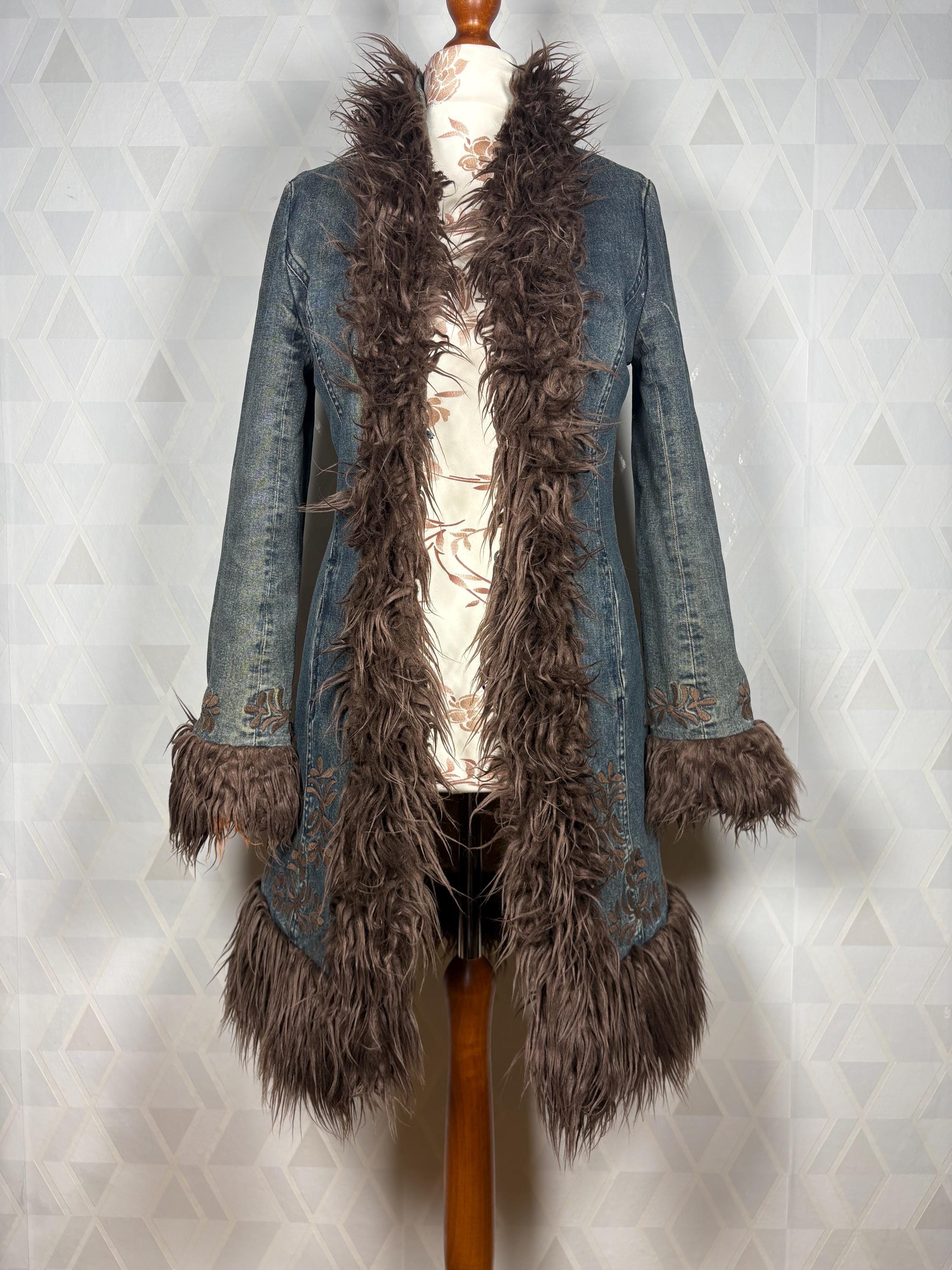 THE ULTIMATE Shaggy Jeans & Faux Fur Vegan Penny Lane 70s Style