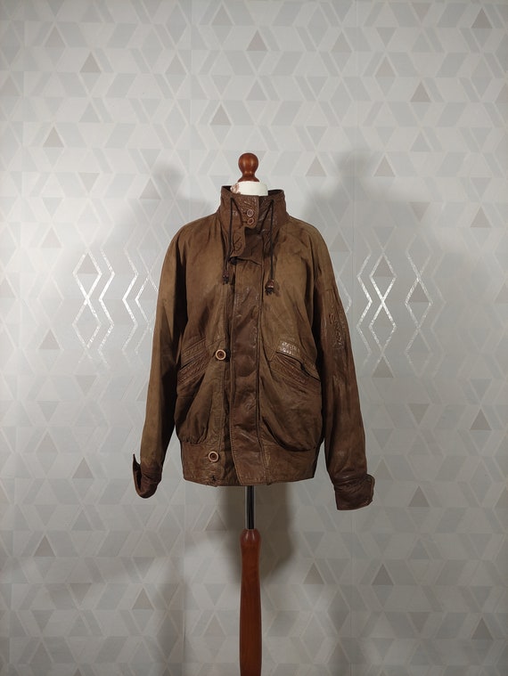 reo-rf-heart-detail-leather-