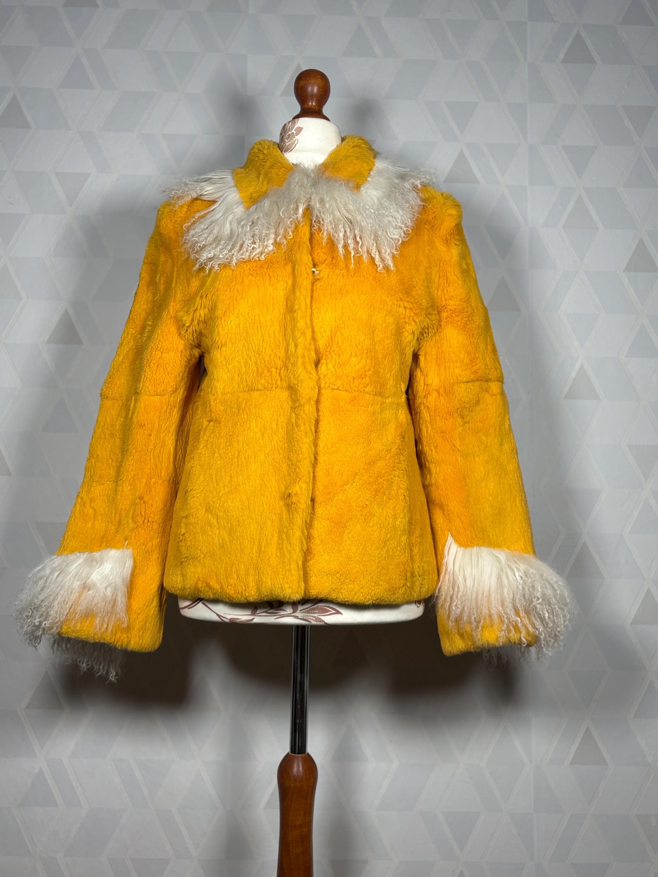 Costume Manteau Inuit Traditionnel Jeunes Femmes Inuites