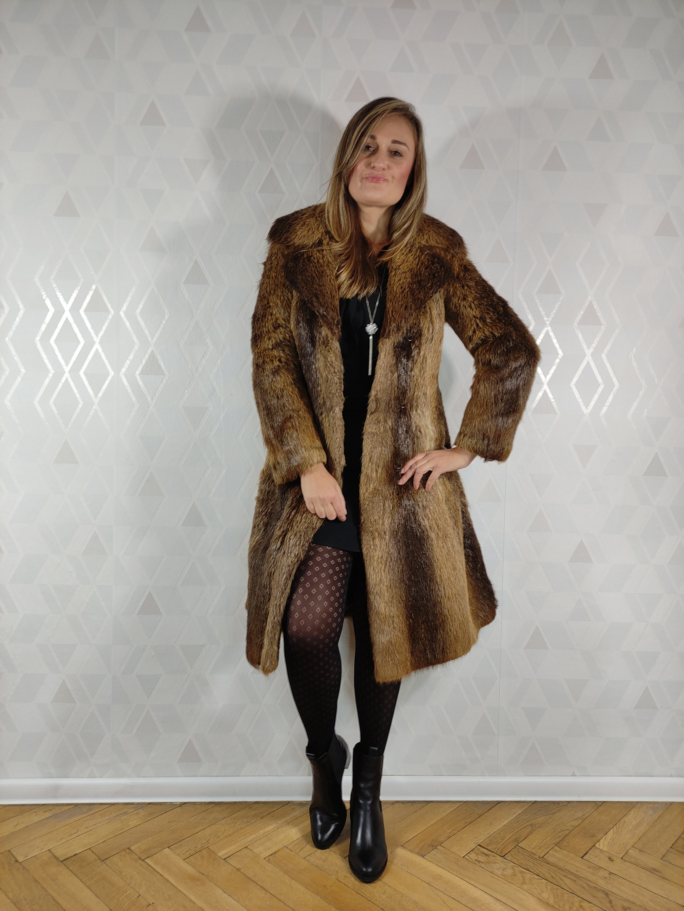 Rare 70s Beaver Fur Coat – Exquisite Glamorous Vintage Rare 70s Beaver Fur Coat – Exquisite Glamorous Vintage
