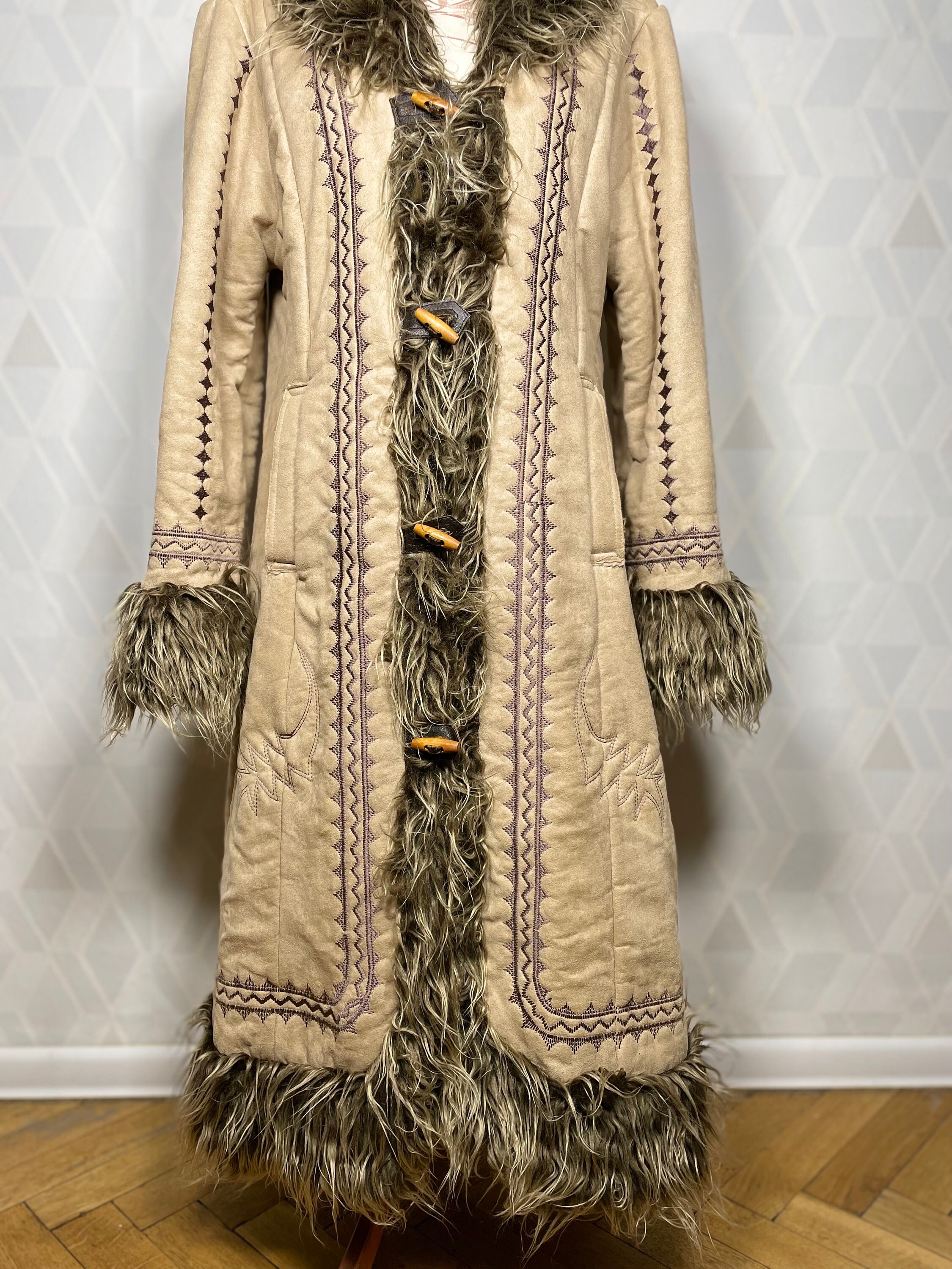 ジャケット・アウター The barnnet Rove Hairy LongFur Jacket il_fullxfull.5699372907_io8m.jpg