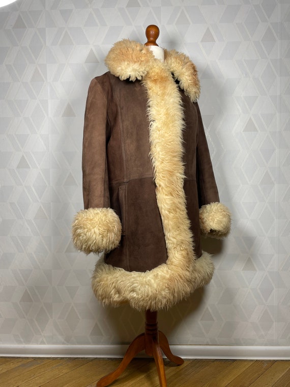 Iconic authentic vintage 60s 70s real lamb fur af… - image 5