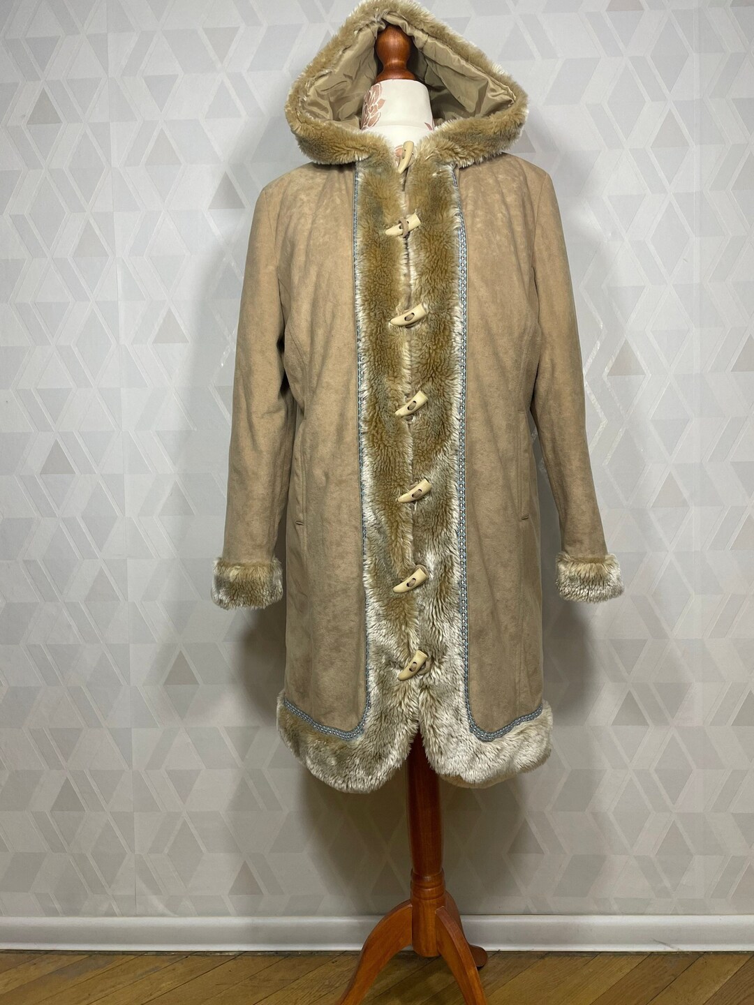 Penny Lane Inspired Faux Fur Coat Vegan Hairy Biege Vintage Winter Coat ...