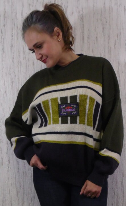 Sweater hummel sale
